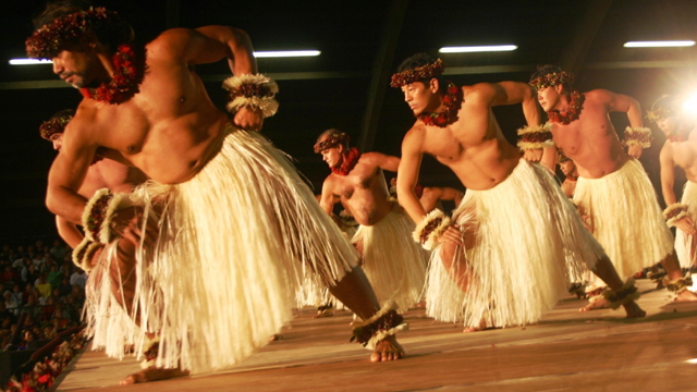 Image from episode 1006 "Na Kamalei: The Men of Hula"